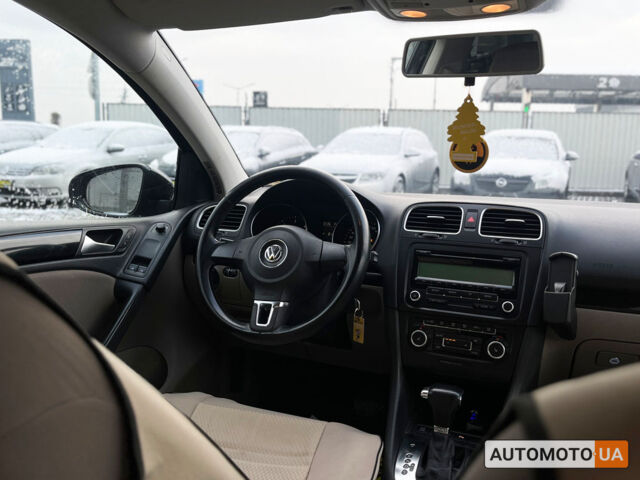 Чорний Фольксваген Гольф, об'ємом двигуна 2 л та пробігом 166 тис. км за 9500 $, фото 20 на Automoto.ua