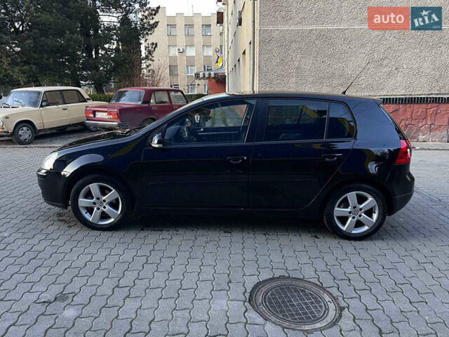Черный Фольксваген Гольф, объемом двигателя 1.39 л и пробегом 196 тыс. км за 6300 $, фото 3 на Automoto.ua