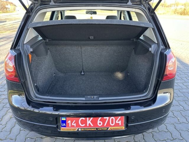 Черный Фольксваген Гольф, объемом двигателя 1.6 л и пробегом 198 тыс. км за 6599 $, фото 20 на Automoto.ua