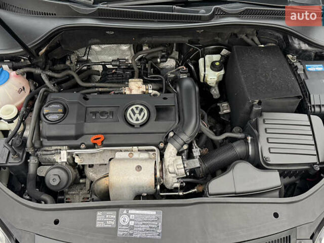 Черный Фольксваген Гольф, объемом двигателя 1.4 л и пробегом 184 тыс. км за 5950 $, фото 7 на Automoto.ua