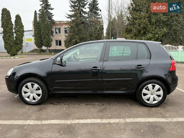 Черный Фольксваген Гольф, объемом двигателя 1.6 л и пробегом 226 тыс. км за 6950 $, фото 3 на Automoto.ua