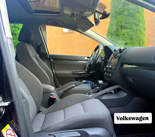 Черный Фольксваген Гольф, объемом двигателя 1.4 л и пробегом 267 тыс. км за 6900 $, фото 4 на Automoto.ua