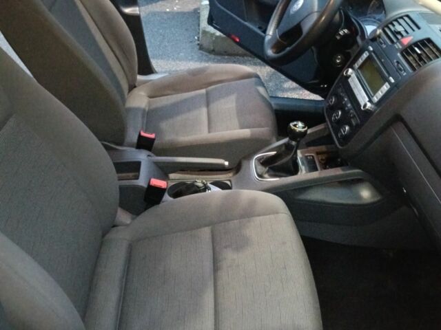 Черный Фольксваген Гольф, объемом двигателя 1.9 л и пробегом 315 тыс. км за 6800 $, фото 20 на Automoto.ua