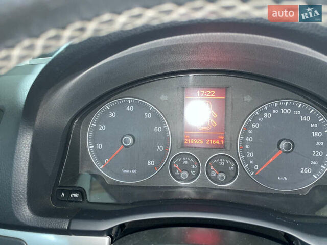 Чорний Фольксваген Гольф, об'ємом двигуна 1.6 л та пробігом 219 тис. км за 6700 $, фото 12 на Automoto.ua