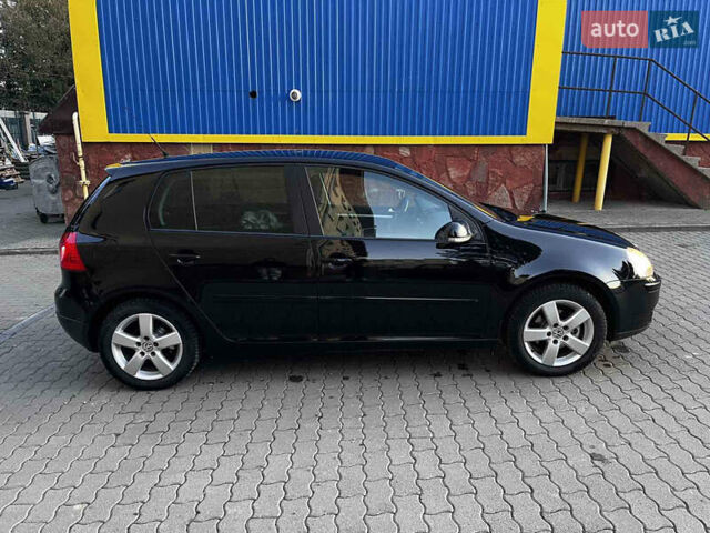 Черный Фольксваген Гольф, объемом двигателя 1.39 л и пробегом 196 тыс. км за 6300 $, фото 5 на Automoto.ua