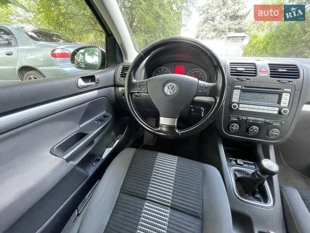 Чорний Фольксваген Гольф, об'ємом двигуна 1.6 л та пробігом 211 тис. км за 6850 $, фото 19 на Automoto.ua