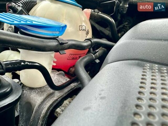 Черный Фольксваген Гольф, объемом двигателя 1.6 л и пробегом 215 тыс. км за 6300 $, фото 39 на Automoto.ua