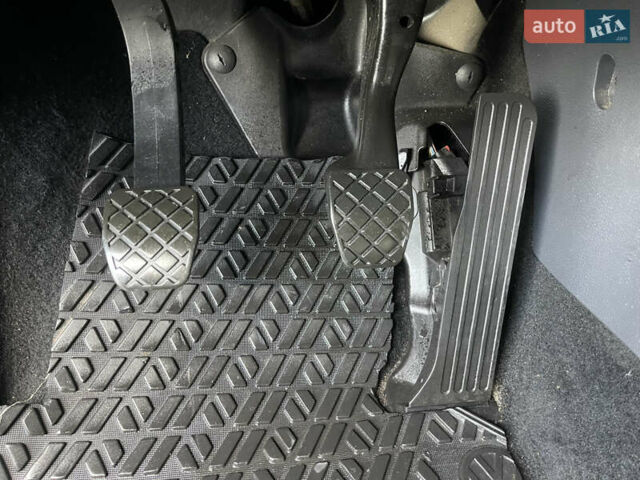 Чорний Фольксваген Гольф, об'ємом двигуна 1.4 л та пробігом 212 тис. км за 5399 $, фото 82 на Automoto.ua