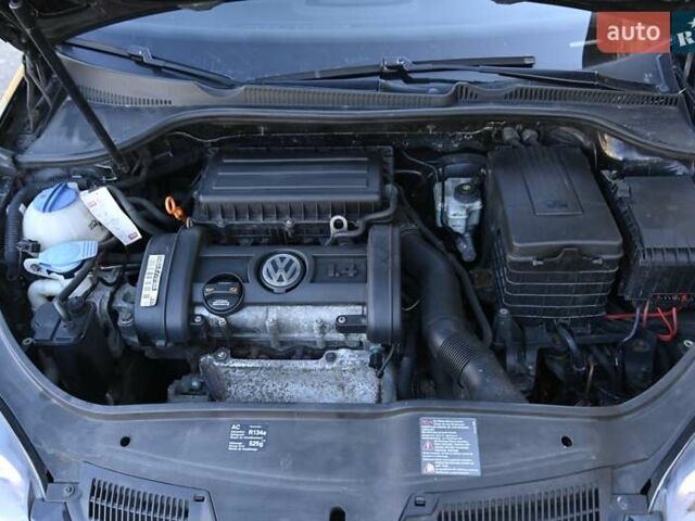 Чорний Фольксваген Гольф, об'ємом двигуна 1.4 л та пробігом 212 тис. км за 5555 $, фото 30 на Automoto.ua