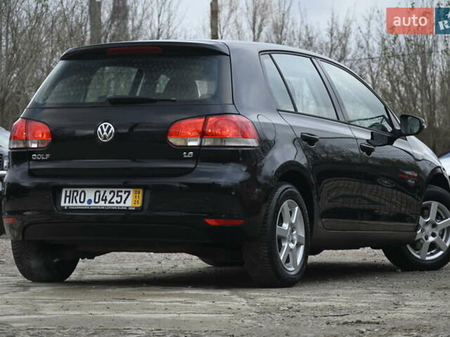 Черный Фольксваген Гольф, объемом двигателя 1.6 л и пробегом 217 тыс. км за 7700 $, фото 17 на Automoto.ua