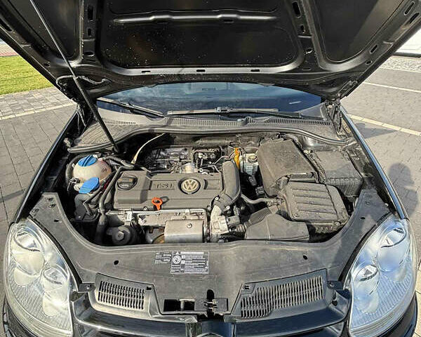 Черный Фольксваген Гольф, объемом двигателя 1.39 л и пробегом 214 тыс. км за 6450 $, фото 18 на Automoto.ua