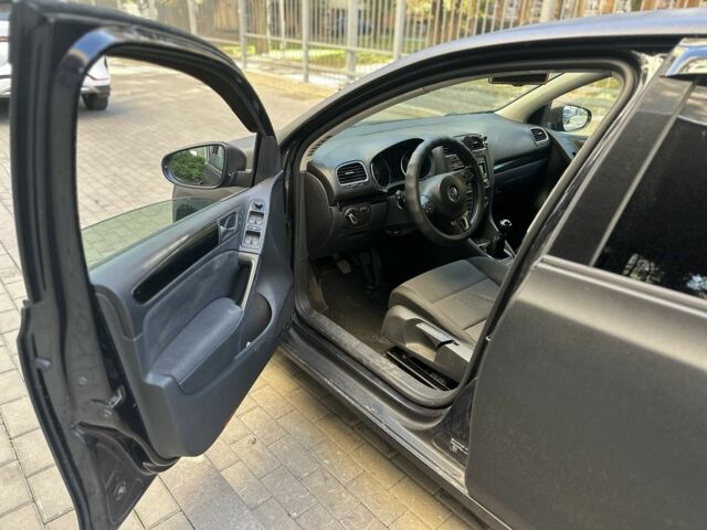 Чорний Фольксваген Гольф, об'ємом двигуна 0 л та пробігом 316 тис. км за 5000 $, фото 3 на Automoto.ua