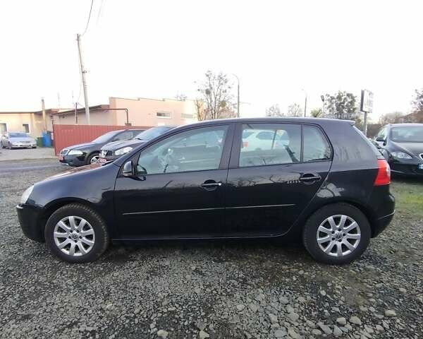 Черный Фольксваген Гольф, объемом двигателя 1.6 л и пробегом 242 тыс. км за 5850 $, фото 5 на Automoto.ua