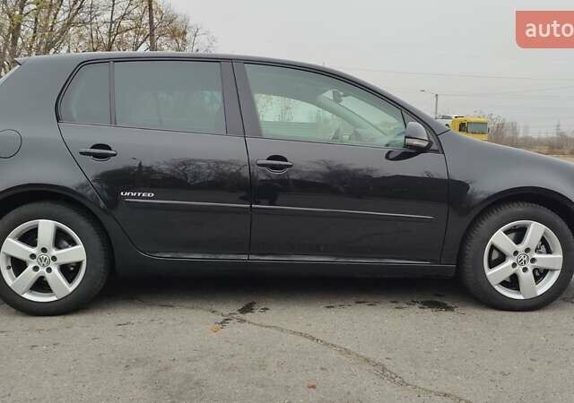 Чорний Фольксваген Гольф, об'ємом двигуна 1.4 л та пробігом 181 тис. км за 6500 $, фото 5 на Automoto.ua
