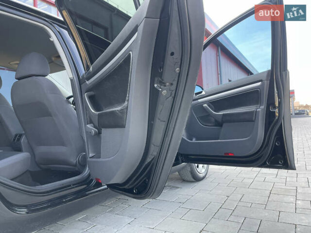 Чорний Фольксваген Гольф, об'ємом двигуна 1.4 л та пробігом 212 тис. км за 5399 $, фото 67 на Automoto.ua