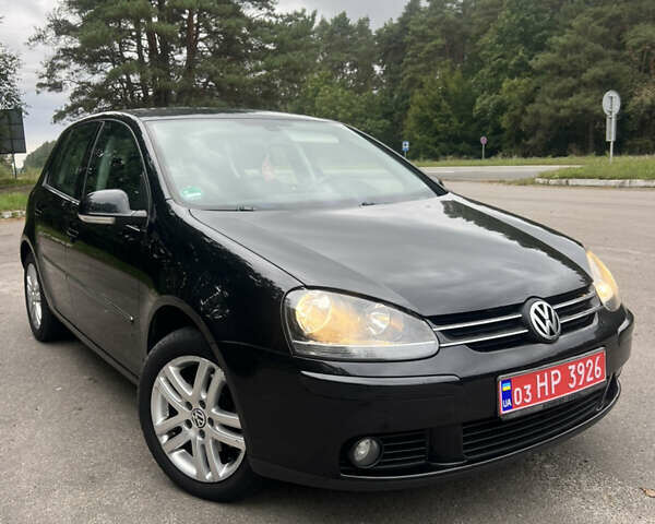 Черный Фольксваген Гольф, объемом двигателя 1.4 л и пробегом 244 тыс. км за 5800 $, фото 2 на Automoto.ua