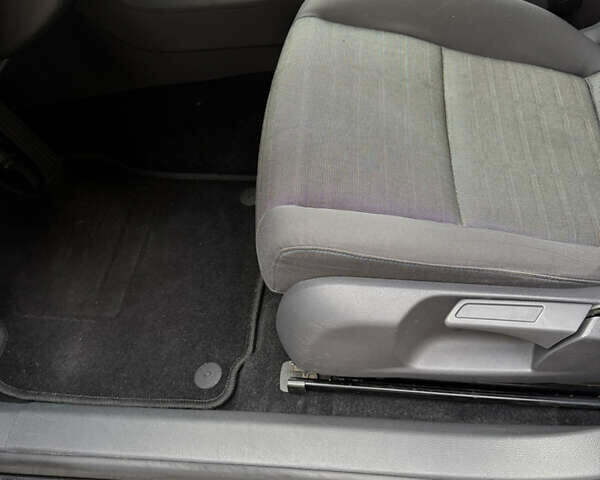 Чорний Фольксваген Гольф, об'ємом двигуна 1.4 л та пробігом 194 тис. км за 5899 $, фото 11 на Automoto.ua