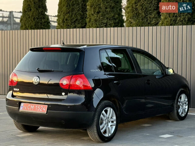 Черный Фольксваген Гольф, объемом двигателя 1.4 л и пробегом 211 тыс. км за 5690 $, фото 42 на Automoto.ua