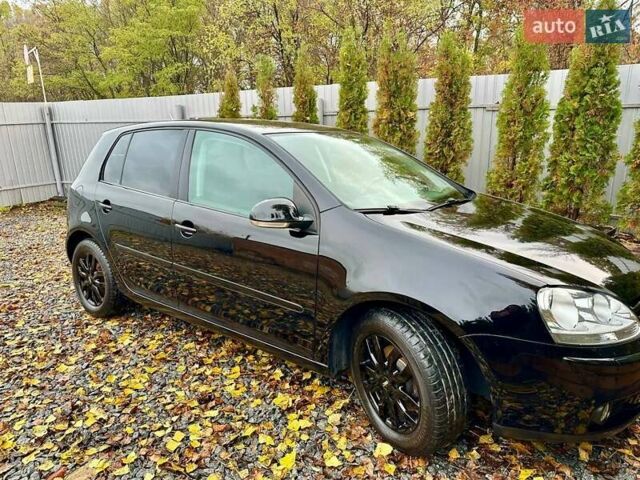 Черный Фольксваген Гольф, объемом двигателя 1.6 л и пробегом 215 тыс. км за 6300 $, фото 31 на Automoto.ua