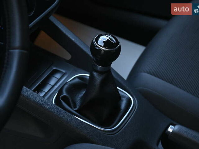 Чорний Фольксваген Гольф, об'ємом двигуна 1.4 л та пробігом 212 тис. км за 5555 $, фото 17 на Automoto.ua