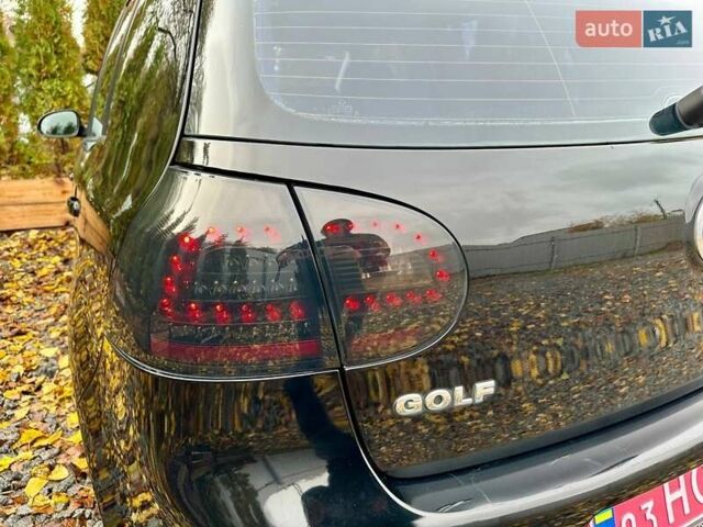 Черный Фольксваген Гольф, объемом двигателя 1.6 л и пробегом 215 тыс. км за 6300 $, фото 33 на Automoto.ua