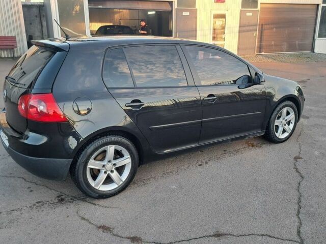 Черный Фольксваген Гольф, объемом двигателя 2 л и пробегом 287 тыс. км за 5799 $, фото 4 на Automoto.ua