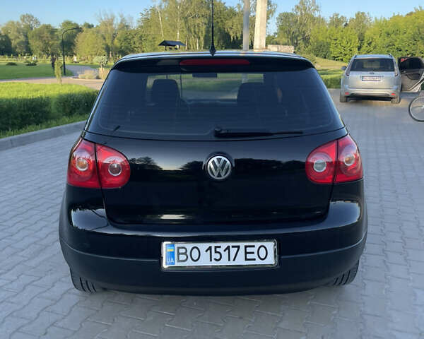 Черный Фольксваген Гольф, объемом двигателя 1.6 л и пробегом 340 тыс. км за 4999 $, фото 4 на Automoto.ua