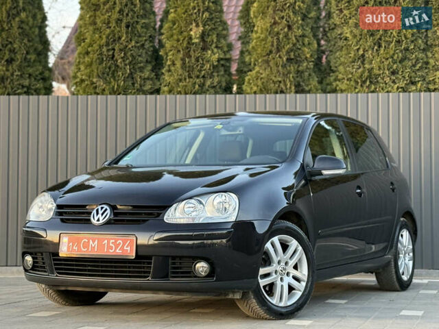 Черный Фольксваген Гольф, объемом двигателя 1.4 л и пробегом 211 тыс. км за 5690 $, фото 1 на Automoto.ua