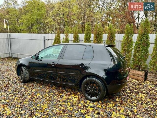 Черный Фольксваген Гольф, объемом двигателя 1.6 л и пробегом 215 тыс. км за 6300 $, фото 14 на Automoto.ua