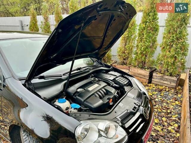 Черный Фольксваген Гольф, объемом двигателя 1.6 л и пробегом 215 тыс. км за 6300 $, фото 38 на Automoto.ua