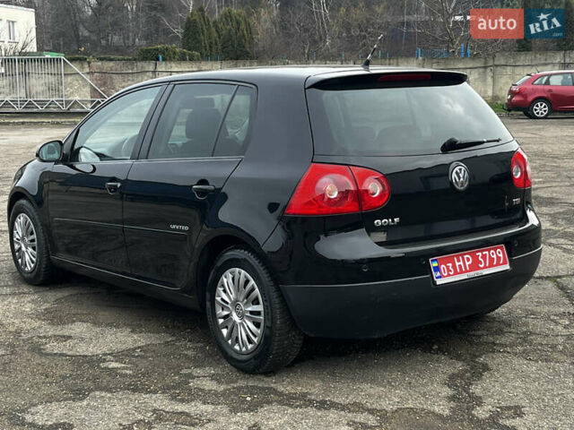 Черный Фольксваген Гольф, объемом двигателя 1.4 л и пробегом 231 тыс. км за 6799 $, фото 6 на Automoto.ua