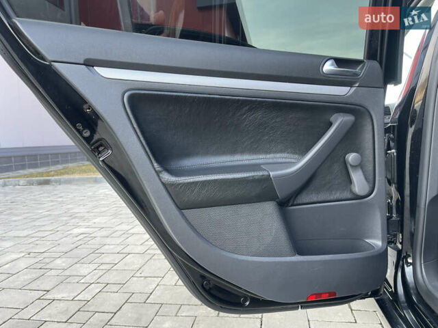 Чорний Фольксваген Гольф, об'ємом двигуна 1.4 л та пробігом 212 тис. км за 5399 $, фото 55 на Automoto.ua