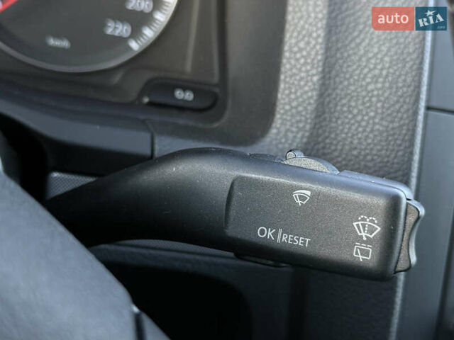 Чорний Фольксваген Гольф, об'ємом двигуна 1.4 л та пробігом 211 тис. км за 5650 $, фото 77 на Automoto.ua