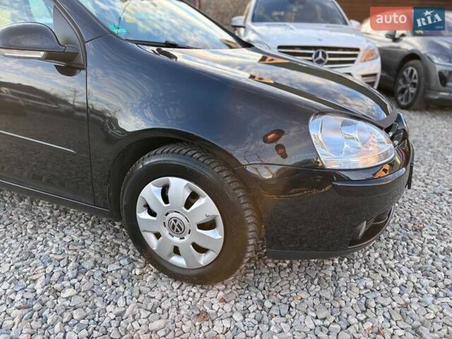Чорний Фольксваген Гольф, об'ємом двигуна 1.6 л та пробігом 198 тис. км за 6999 $, фото 9 на Automoto.ua
