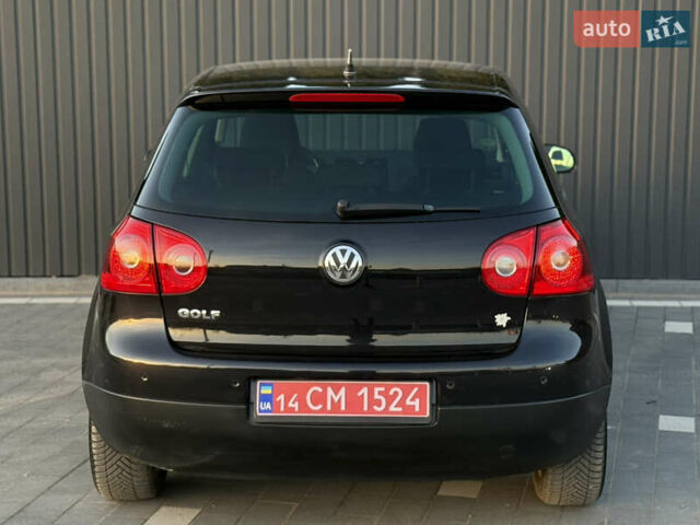 Черный Фольксваген Гольф, объемом двигателя 1.4 л и пробегом 211 тыс. км за 5690 $, фото 39 на Automoto.ua