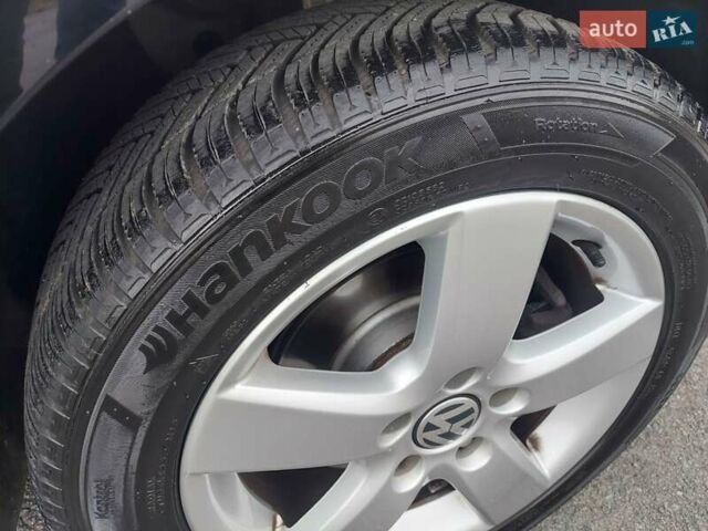 Черный Фольксваген Гольф, объемом двигателя 1.6 л и пробегом 198 тыс. км за 6499 $, фото 15 на Automoto.ua