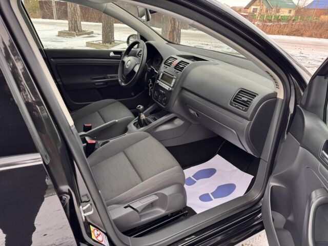 Черный Фольксваген Гольф, объемом двигателя 0 л и пробегом 187 тыс. км за 6000 $, фото 7 на Automoto.ua