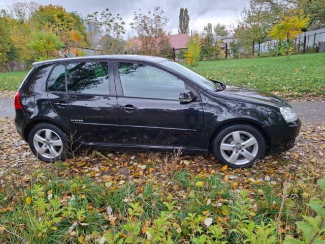 Черный Фольксваген Гольф, объемом двигателя 1.6 л и пробегом 190 тыс. км за 6800 $, фото 1 на Automoto.ua