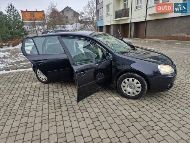 Чорний Фольксваген Гольф, об'ємом двигуна 1.6 л та пробігом 255 тис. км за 6299 $, фото 107 на Automoto.ua