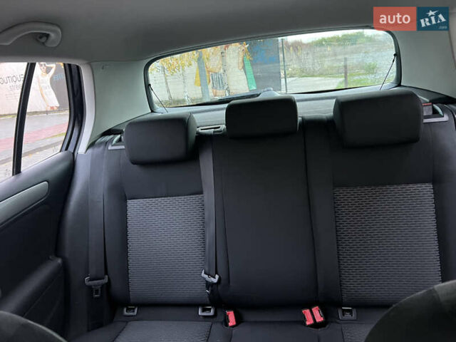 Фольксваген Гольф 2009 в Хмельницком на Automoto.ua Черный Фольксваген Гольф, объемом двигателя 1.4 л и пробегом 207 тыс. км за 7499 $, фото 40 на Automoto.ua