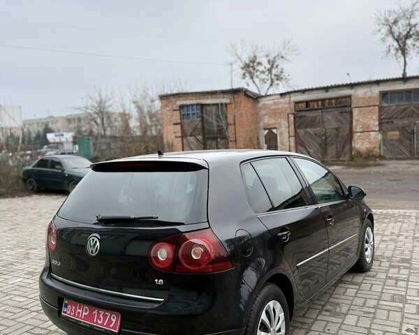 Черный Фольксваген Гольф, объемом двигателя 1.6 л и пробегом 185 тыс. км за 6999 $, фото 14 на Automoto.ua