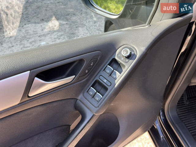 Чорний Фольксваген Гольф, об'ємом двигуна 2 л та пробігом 345 тис. км за 10300 $, фото 12 на Automoto.ua