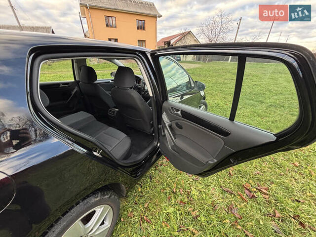 Черный Фольксваген Гольф, объемом двигателя 1.6 л и пробегом 250 тыс. км за 7150 $, фото 22 на Automoto.ua