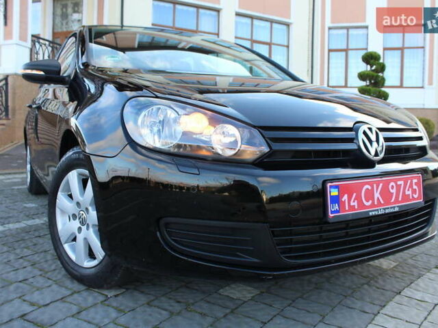 Черный Фольксваген Гольф, объемом двигателя 1.6 л и пробегом 210 тыс. км за 7390 $, фото 5 на Automoto.ua