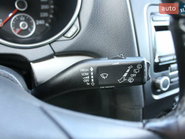 Черный Фольксваген Гольф, объемом двигателя 1.6 л и пробегом 210 тыс. км за 7590 $, фото 49 на Automoto.ua