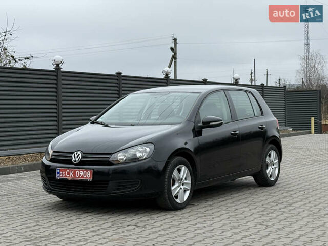 Черный Фольксваген Гольф, объемом двигателя 1.6 л и пробегом 198 тыс. км за 7950 $, фото 30 на Automoto.ua