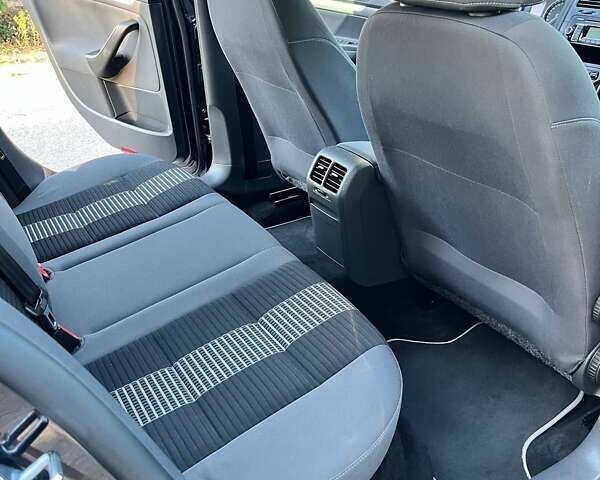 Чорний Фольксваген Гольф, об'ємом двигуна 1.4 л та пробігом 177 тис. км за 6999 $, фото 26 на Automoto.ua