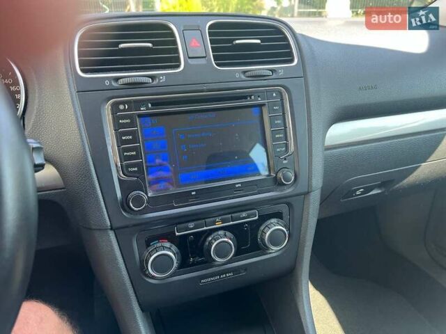 Черный Фольксваген Гольф, объемом двигателя 1.39 л и пробегом 210 тыс. км за 6850 $, фото 23 на Automoto.ua