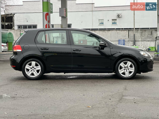 Черный Фольксваген Гольф, объемом двигателя 1.6 л и пробегом 241 тыс. км за 7999 $, фото 17 на Automoto.ua