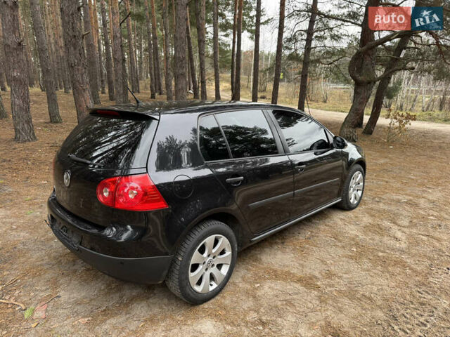 Черный Фольксваген Гольф, объемом двигателя 1.6 л и пробегом 431 тыс. км за 6700 $, фото 2 на Automoto.ua